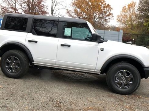 New 2024 Ford Bronco Big Bend image 4