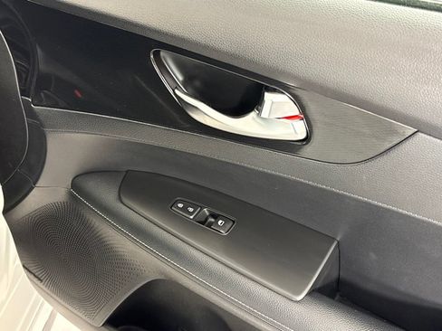 Used 2023 Kia Forte GT-Line w/ GT-Line Premium Package FWD image 15