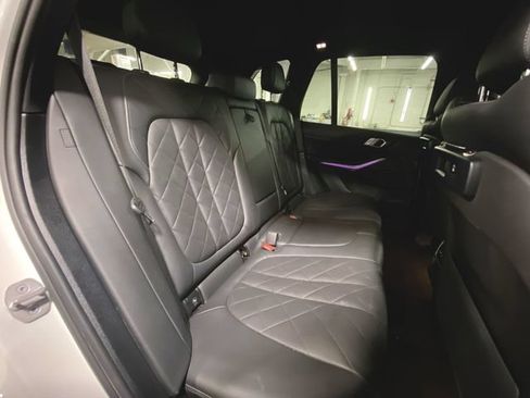 Used 2023 BMW X5 xDrive40i w/ Premium Package AWD/4WD image 27