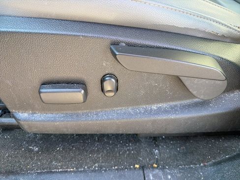 Used 2018 Chevrolet Colorado LT w/ Luxury Package, Chrome image 26