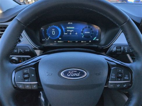 Used 2022 Ford Escape SEL w/ Technology Package image 27