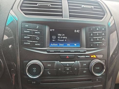 Used 2016 Ford Explorer FWD image 17