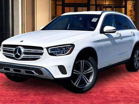 Used 2021 Mercedes-Benz GLC 300 4MATIC w/ Premium Package image 1