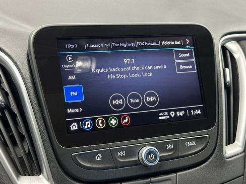 Used 2025 Chevrolet Malibu LT FWD image 16