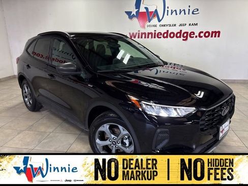 Used 2025 Ford Escape ST-Line AWD/4WD image 1