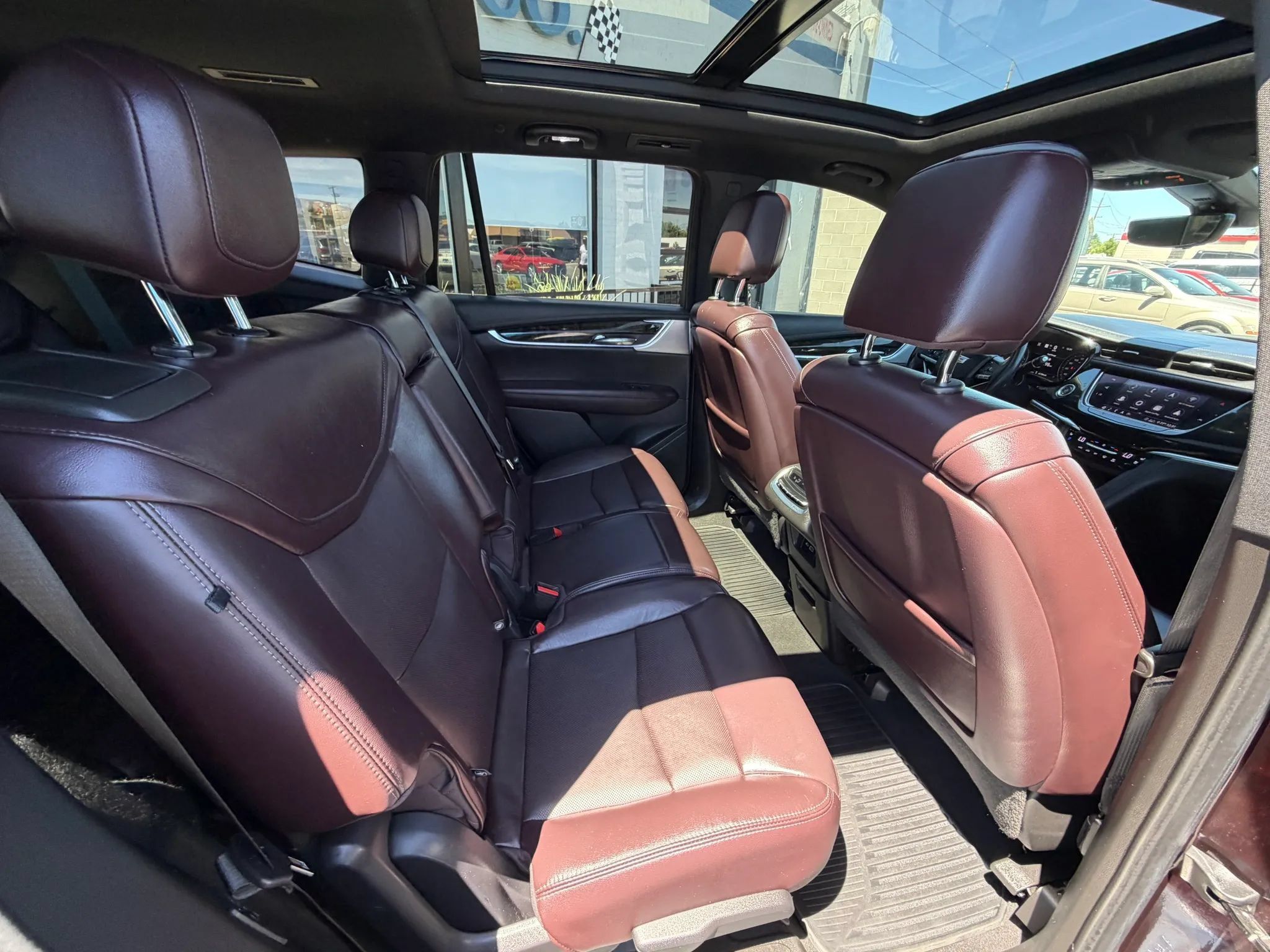 Used 2020 Cadillac XT6 Premium Luxury AWD/4WD image 15
