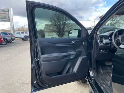 Used 2024 Ford Ranger XL w/ Trailer Tow Package AWD/4WD image 12