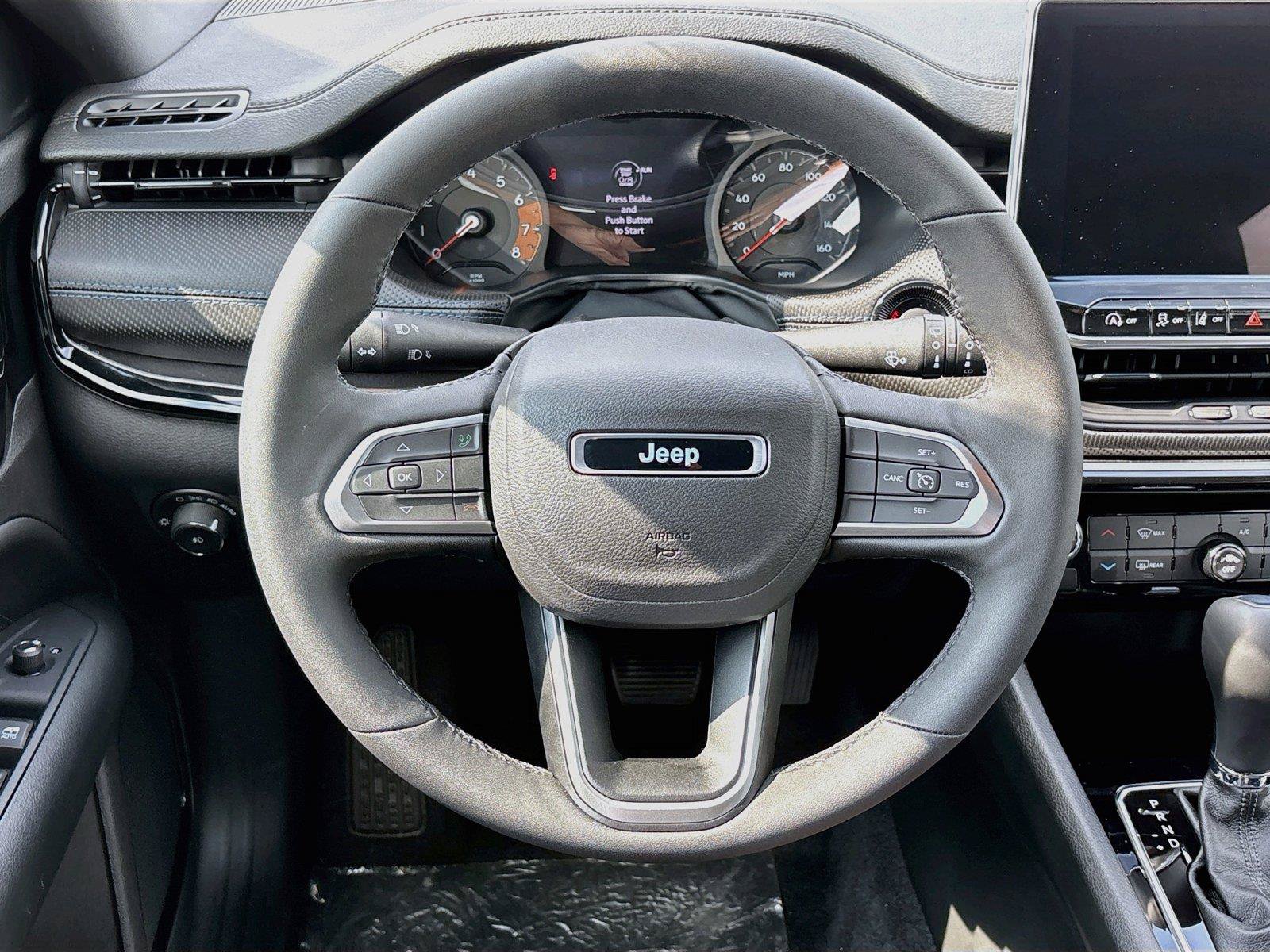 New 2026 Jeep Compass Latitude AWD/4WD image 18
