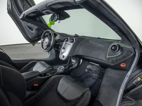 Used 2018 McLaren 570S Spider RWD image 35