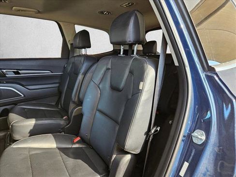 Used 2024 Kia Telluride S w/ S Sunroof Package image 19