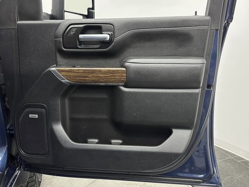Used 2021 Chevrolet Silverado 3500 High Country image 33