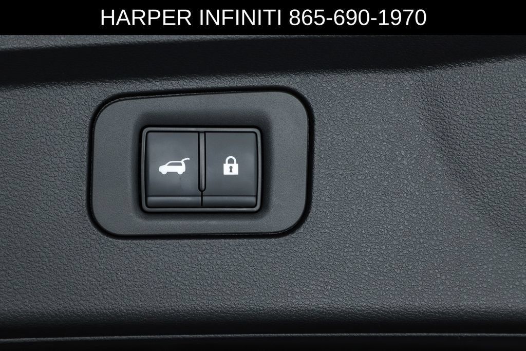 Used 2025 INFINITI QX80 Sensory AWD/4WD image 30