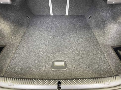 New 2026 BMW i5 eDrive40 image 32