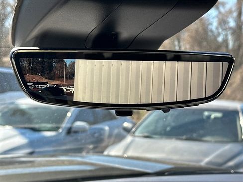 Used 2025 GMC Sierra 1500 AT4X image 33