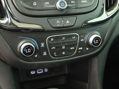 Used 2023 Chevrolet Equinox RS w/ RS Leather Package FWD image 27