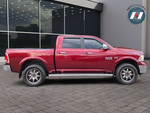 Used 2016 RAM 1500 Laramie w/ Convenience Group AWD/4WD image 6