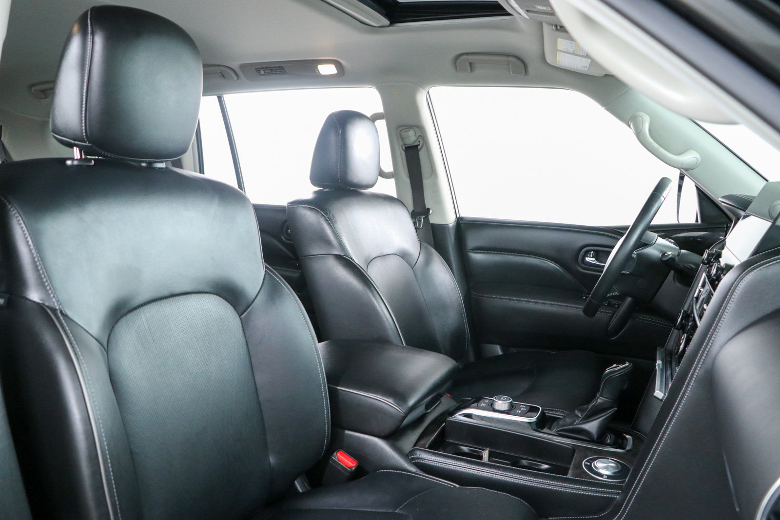 Used 2023 INFINITI QX80 Luxe w/ Cargo Package RWD image 32