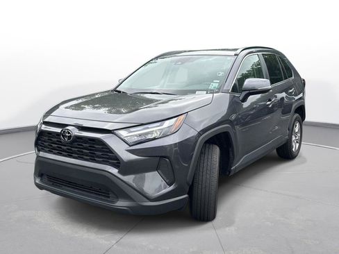 Certified 2025 Toyota RAV4 XLE AWD/4WD image 2