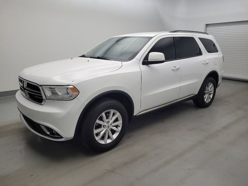 Used 2019 Dodge Durango SXT AWD/4WD image 2