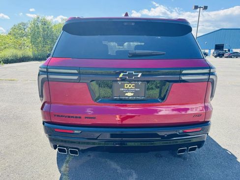 Used 2024 Chevrolet Traverse RS w/ LPO, Floor Liner Package image 7