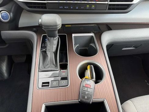 Certified 2024 Toyota Sienna LE w/ LE Plus Package AWD/4WD image 25