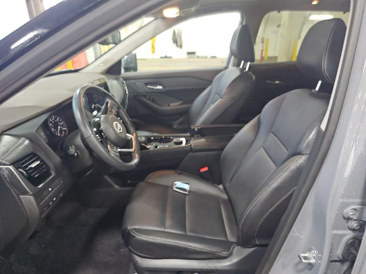 Used 2023 Nissan Rogue SL w/ SL Premium Package AWD/4WD image 3