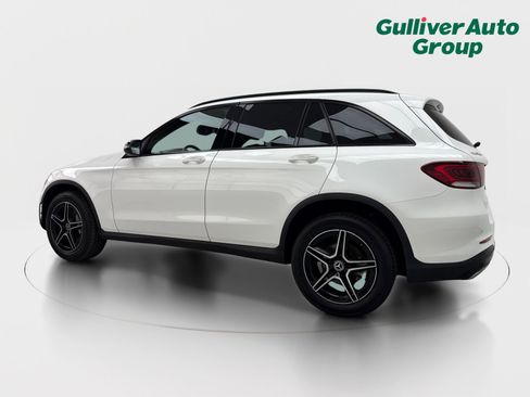 Used 2020 Mercedes-Benz GLC 300 4MATIC w/ AMG Line image 4