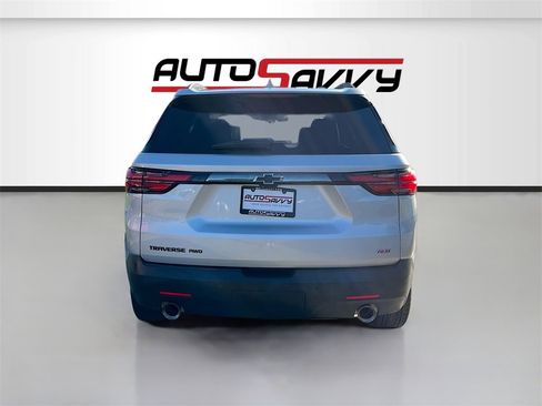 Used 2022 Chevrolet Traverse RS w/ LPO, Floor Liner Package image 6