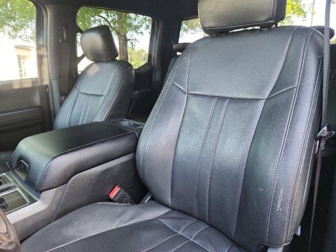 Used 2018 Ford F150 XLT w/ Equipment Group 302A Luxury AWD/4WD image 21