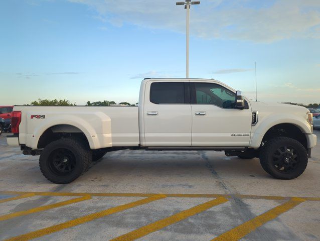 Used 2020 Ford F450 Platinum w/ FX4 Off-Road Package AWD/4WD image 5