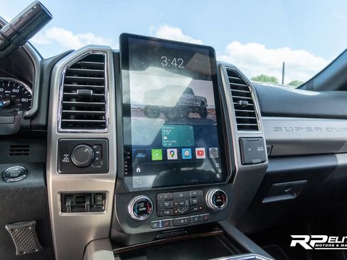 Used 2017 Ford F250 Platinum w/ Platinum Ultimate Package image 87