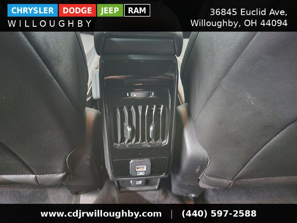 Used 2024 Jeep Compass Latitude AWD/4WD image 26