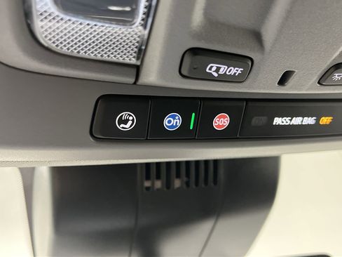 Certified 2024 GMC Sierra 1500 Elevation image 28