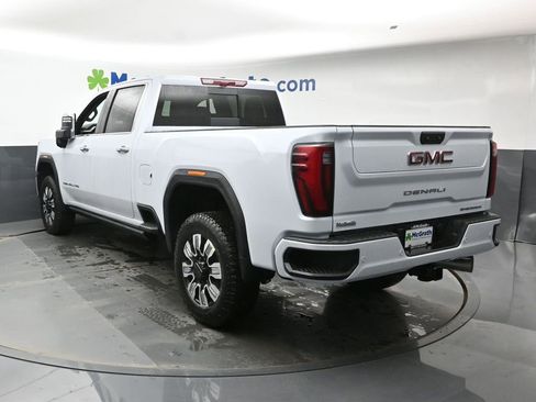 New 2026 GMC Sierra 3500 Denali w/ Denali Reserve Package image 25