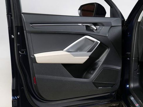 Used 2025 Audi Q3 2.0T Premium Plus w/ Premium Plus Package image 25