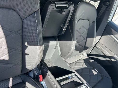 New 2026 Volkswagen Atlas Cross Sport SE FWD image 36