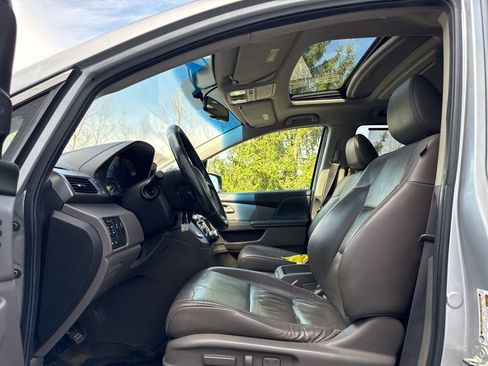 Used 2011 Honda Odyssey Touring image 12