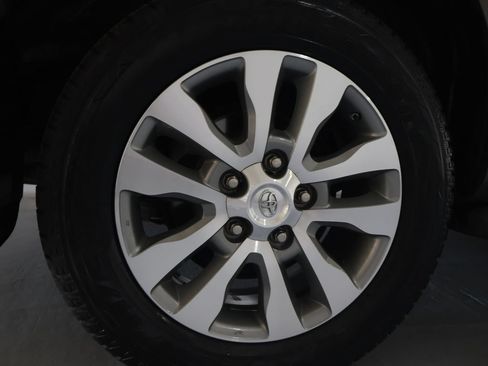 Used 2017 Toyota Sequoia Limited w/ Safety & Convenience Package RWD image 35