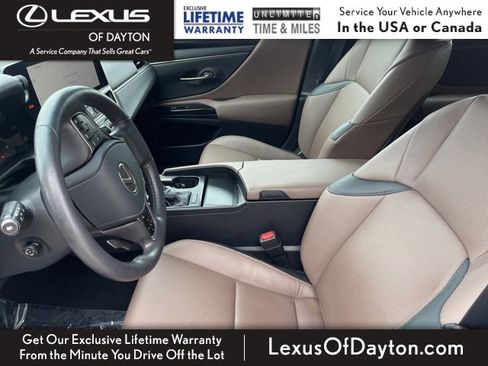 Certified 2023 Lexus ES 250 w/ Premium Package image 12