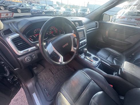 Used 2013 GMC Acadia SLT image 28