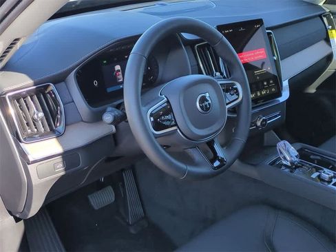 New 2026 Volvo XC90 B6 Plus w/ Protection Package Premier image 2