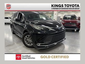Used 2023 Toyota Sienna XLE FWD video 1