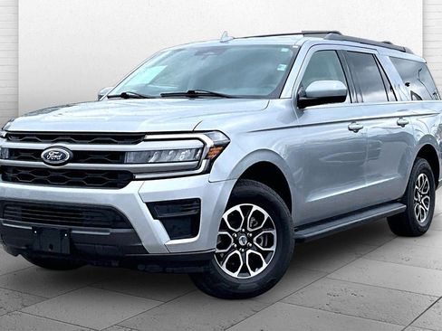 Used 2024 Ford Expedition Max XLT AWD/4WD image 12