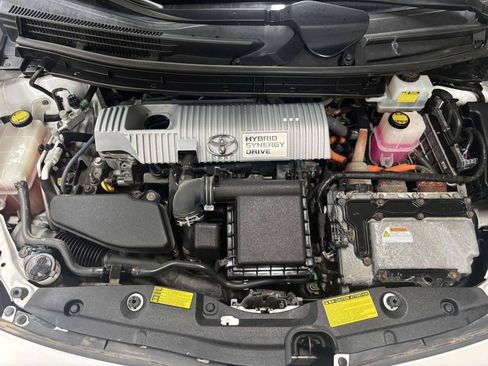 Used 2010 Toyota Prius FWD image 9
