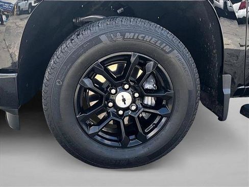 Used 2025 Chevrolet Silverado 1500 RST RWD image 10