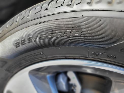 Used 2020 Jeep Cherokee Limited image 41