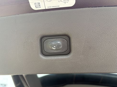 Used 2019 Lincoln Nautilus Reserve AWD/4WD image 15