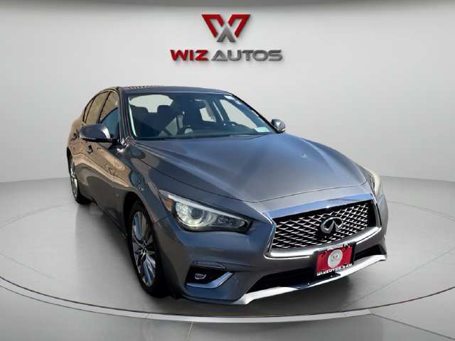 Used 2018 INFINITI Q50 Luxe w/ Essential Package (3.0T Luxe) AWD/4WD image 7
