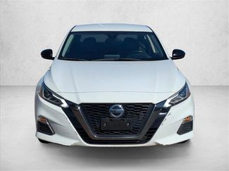 Used 2021 Nissan Altima 2.5 SR video 2