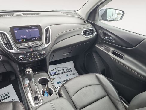 Used 2020 Chevrolet Equinox Premier image 12
